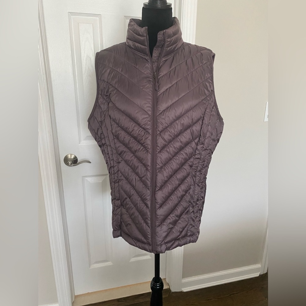 Purple lightweight vest